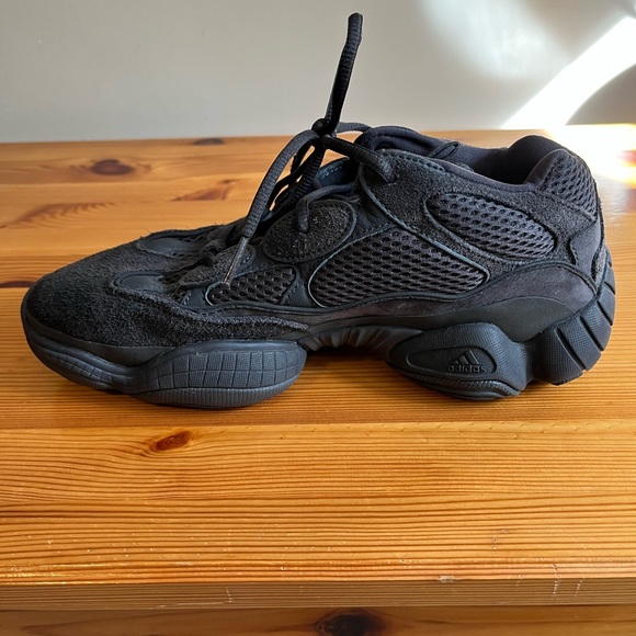 Size 9.5 Yeezy 500 ‘Utility Black’ - Condition 9.5/10 - Picture 5 of 8
